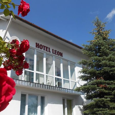 Hotel Leon Biała Podlaska Exterior foto